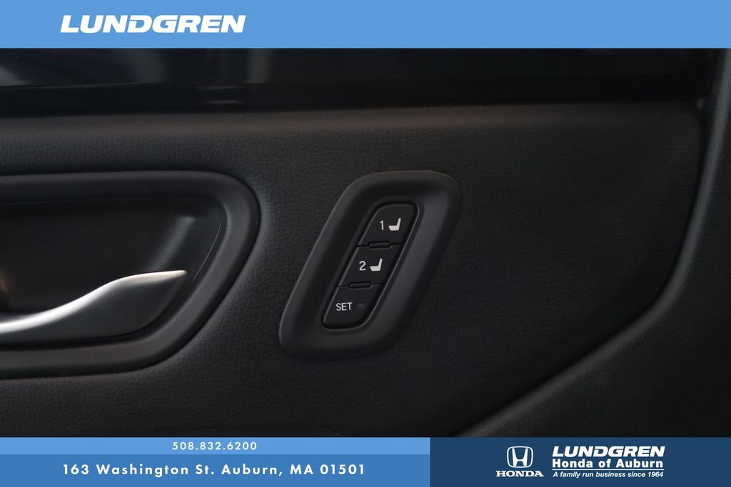 Used 2024 Honda Pilot EX-L image 10