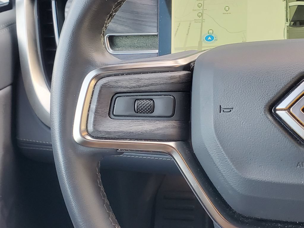 Used 2024 Rivian R1T Adventure Dual AWD/4WD image 9
