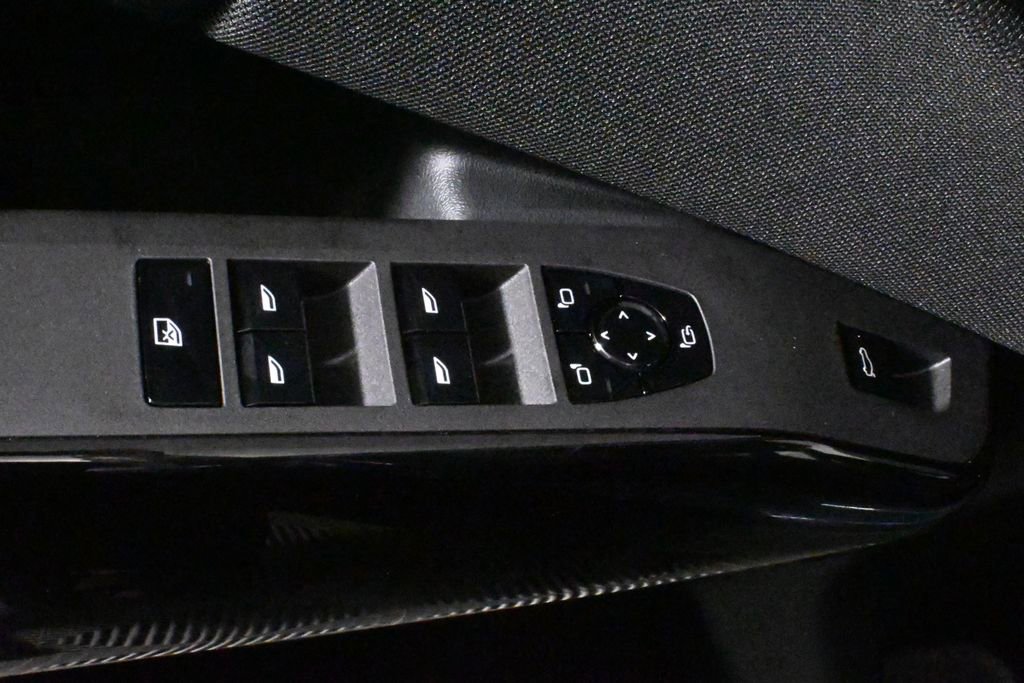 Used 2026 BMW X3 xDrive30 w/ Convenience Package image 30