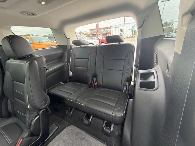 Used 2023 GMC Acadia Denali w/ Denali Technology Package AWD/4WD image 19