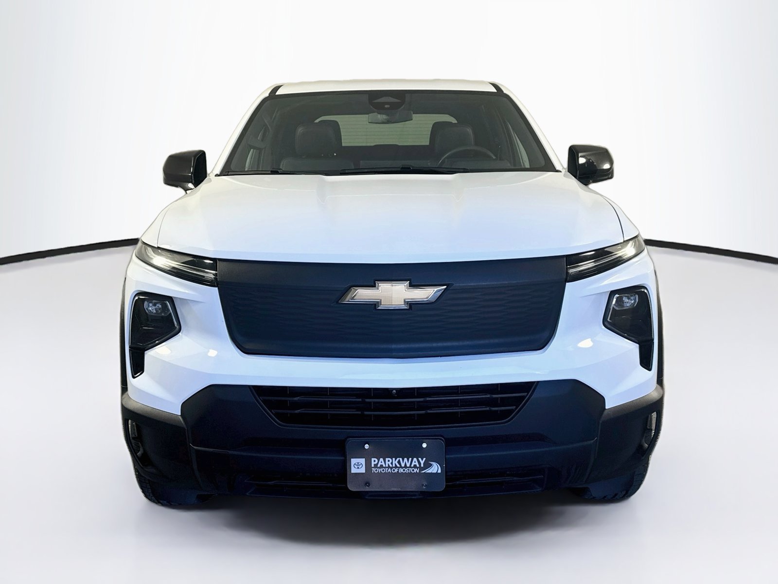 Used 2024 Chevrolet Silverado EV W/T AWD/4WD image 2