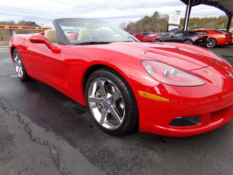 Used 2006 Chevrolet Corvette Convertible image 32