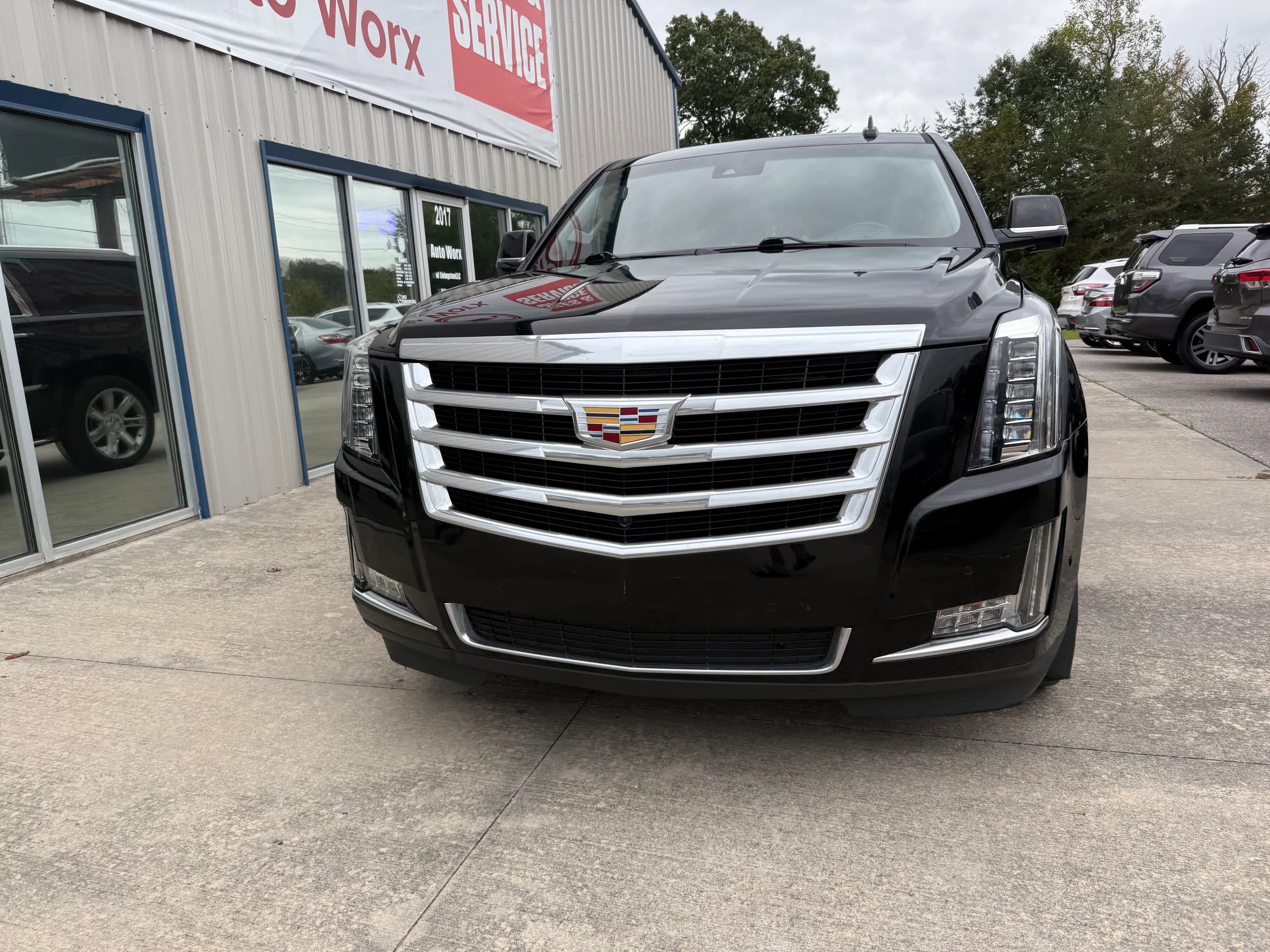Used 2020 Cadillac Escalade ESV Luxury image 10