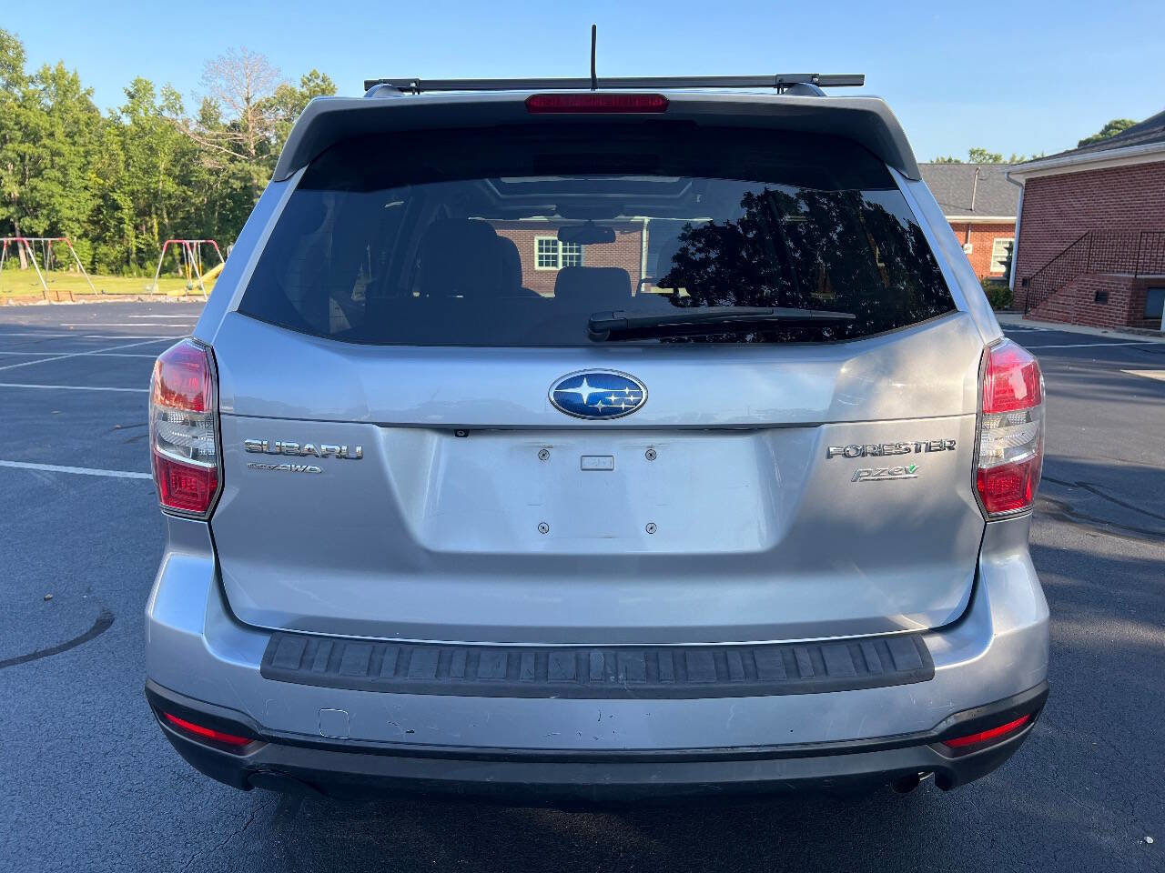 Used 2015 Subaru Forester 2.5i Touring image 5