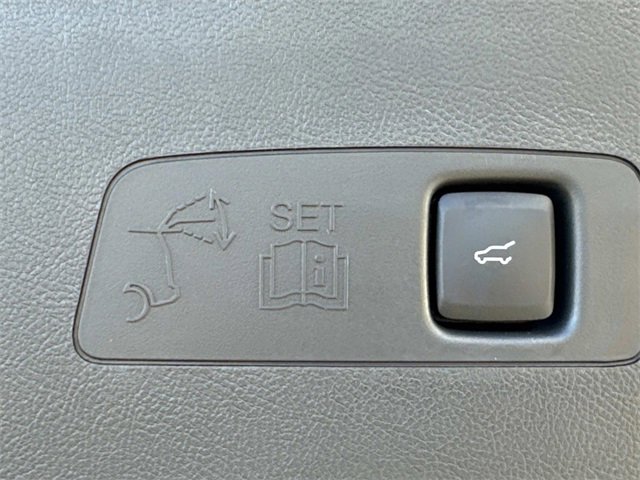 New 2026 Lincoln Corsair Premiere image 13