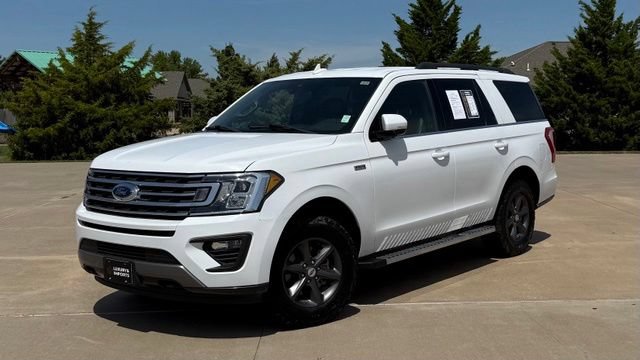 Used 2021 Ford Expedition XLT AWD/4WD image 2