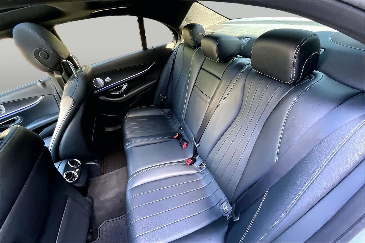 Used 2020 Mercedes-Benz E 350 4MATIC Sedan image 21