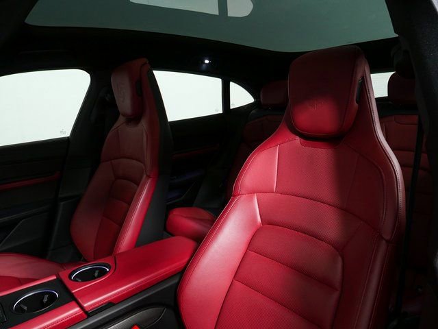 Certified 2024 Porsche Taycan 4S image 5