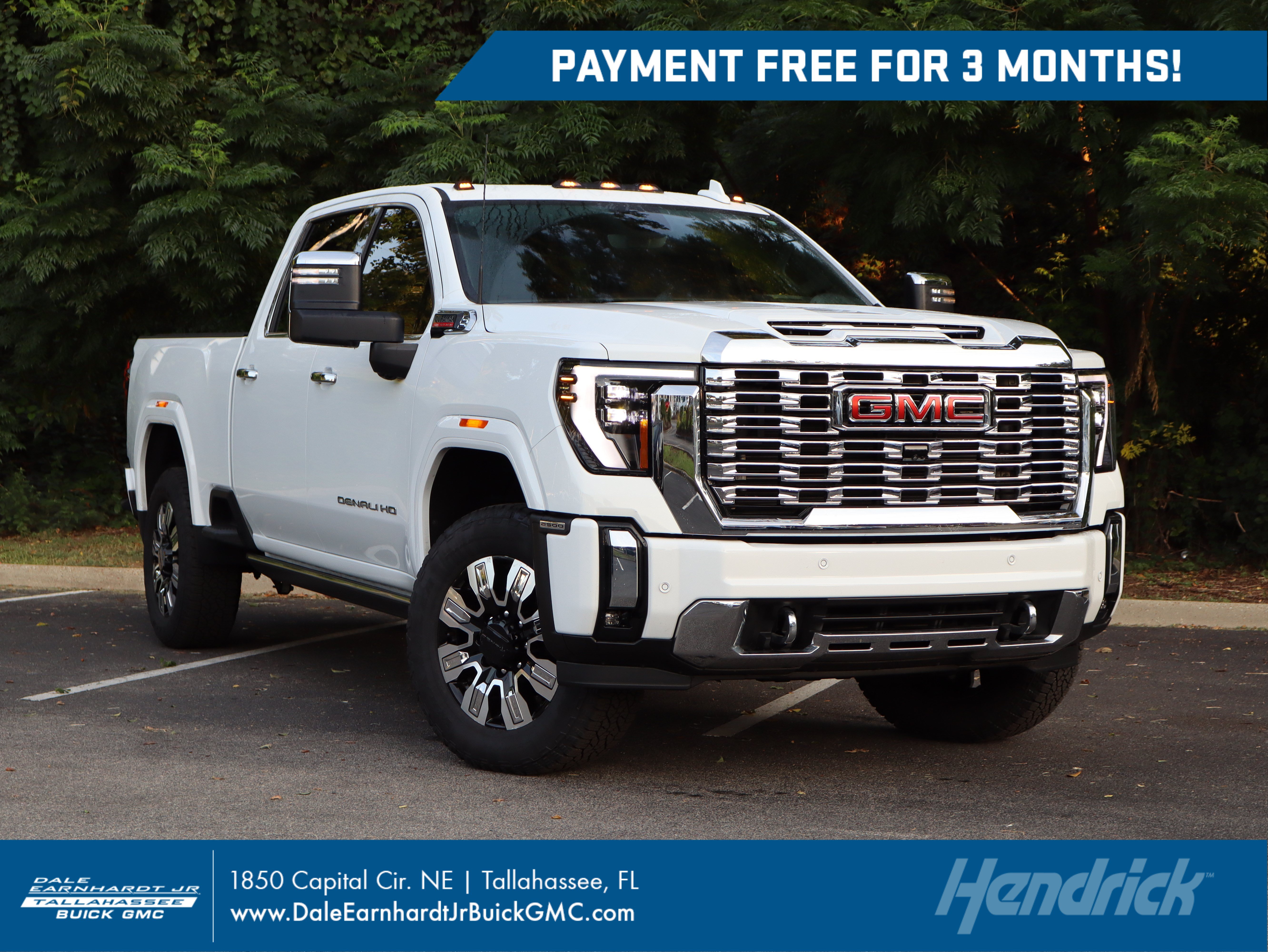 Used 2025 GMC Sierra 2500 Denali w/ Denali Reserve Package AWD/4WD image 1
