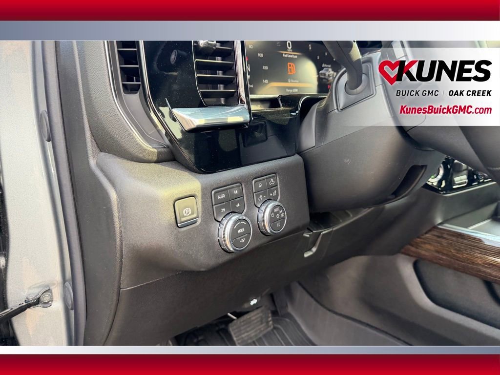 New 2026 GMC Sierra 1500 Elevation w/ Elevation Premium Package AWD/4WD image 8
