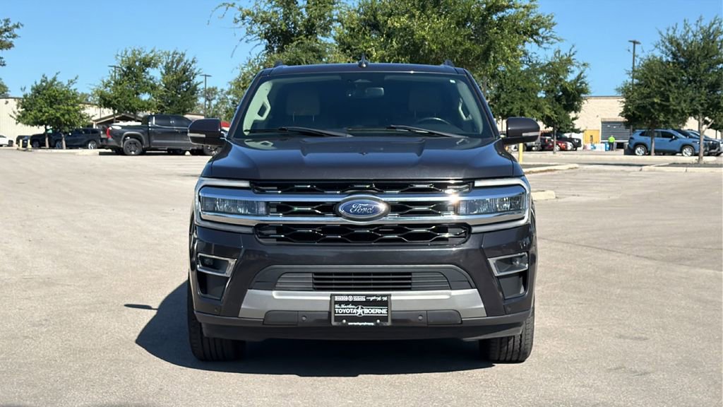 Used 2023 Ford Expedition Max Limited RWD image 2