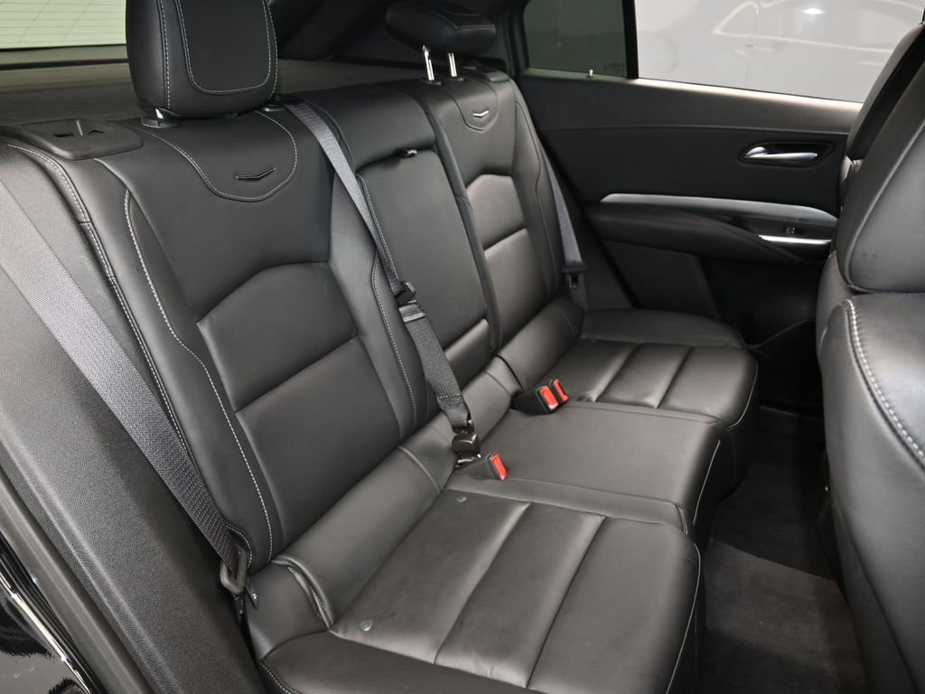 Used 2024 Cadillac XT4 Premium Luxury image 48