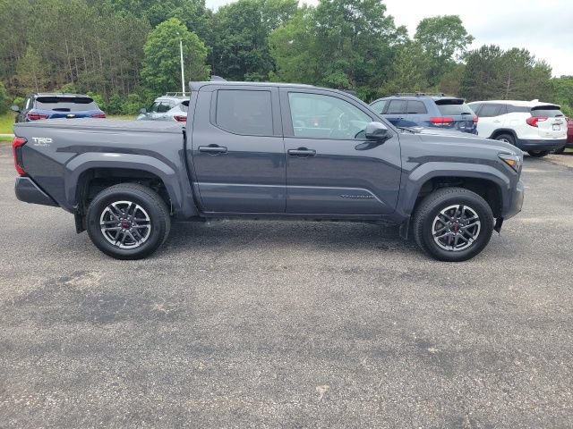 Used 2024 Toyota Tacoma TRD Sport AWD/4WD image 11