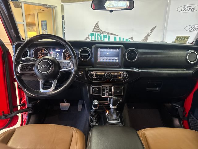 Used 2021 Jeep Wrangler Unlimited Sahara AWD/4WD image 14