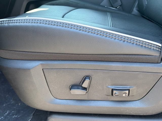 New 2026 RAM 2500 Laramie w/ Towing Technology Group AWD/4WD image 17