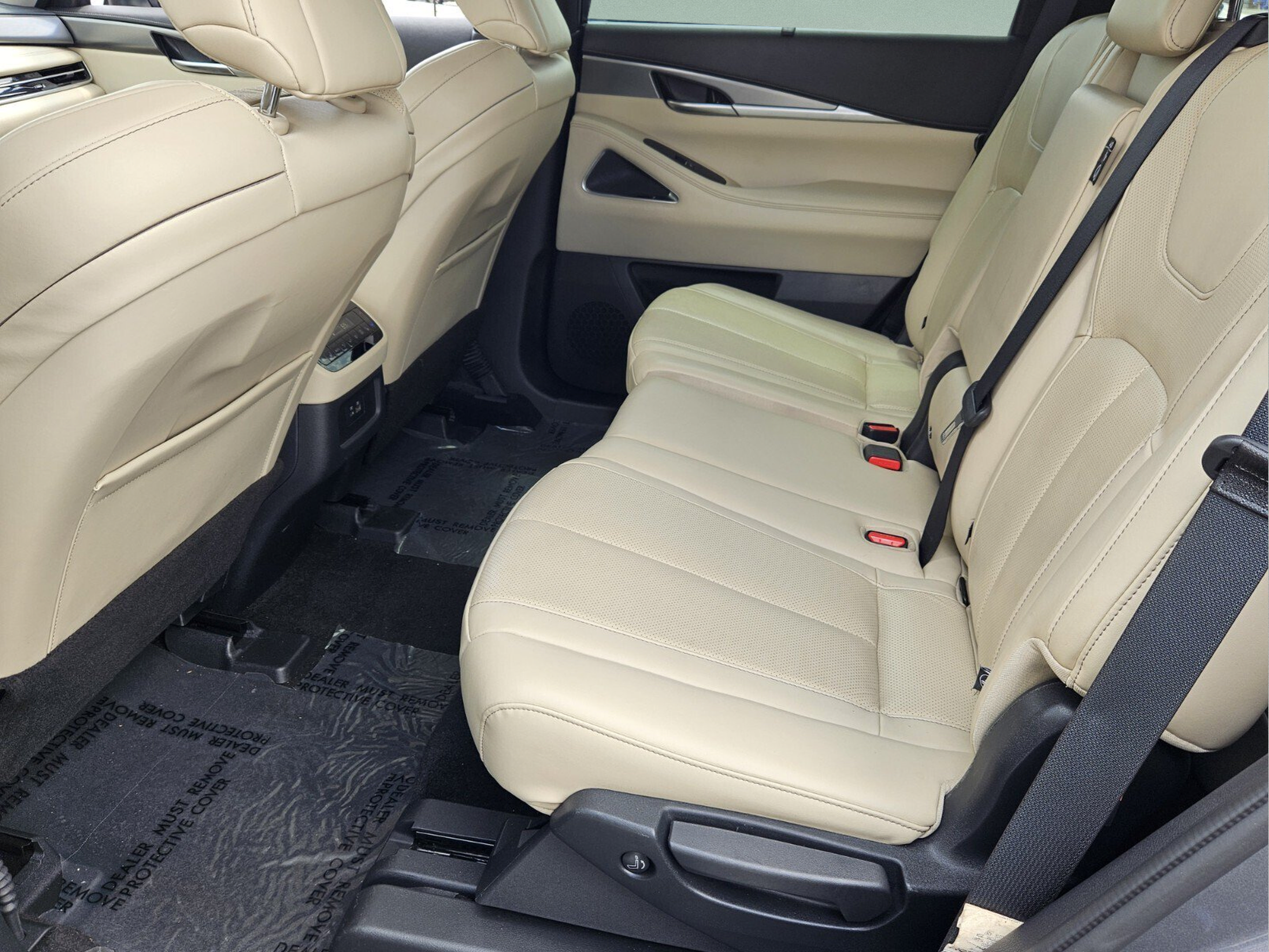 Used 2025 INFINITI QX60 Luxe w/ Vision Package FWD image 10