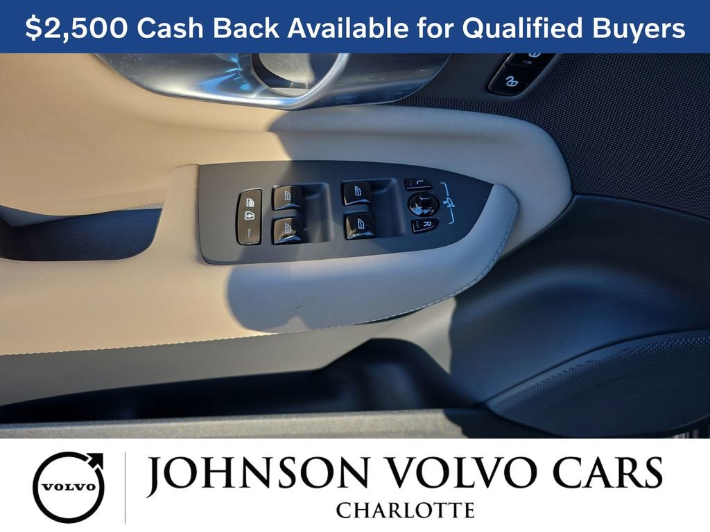 New 2026 Volvo XC90 B6 Ultra w/ Lounge Package image 32