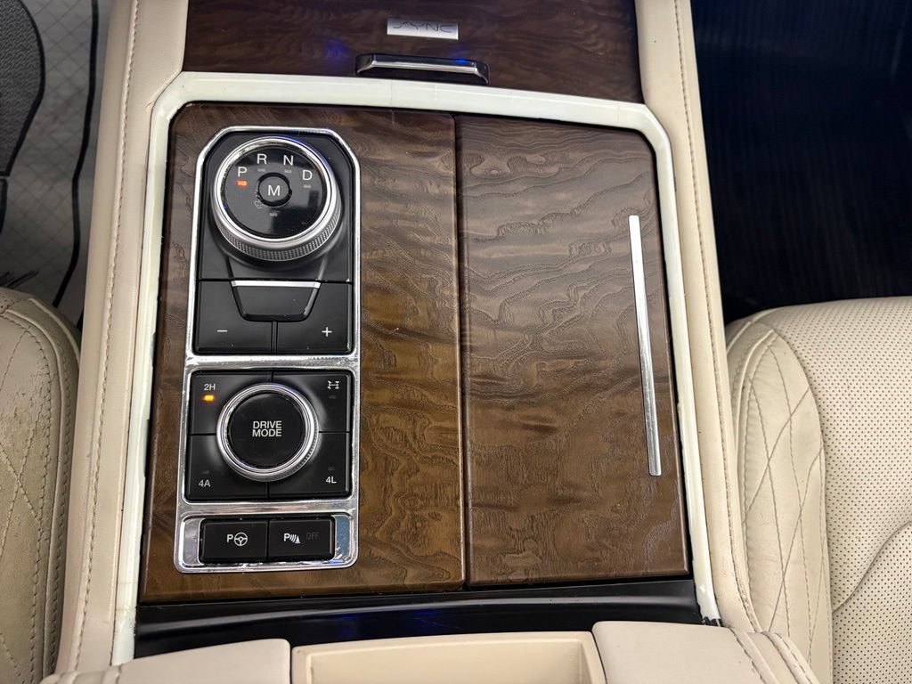 Used 2019 Ford Expedition Platinum AWD/4WD image 35
