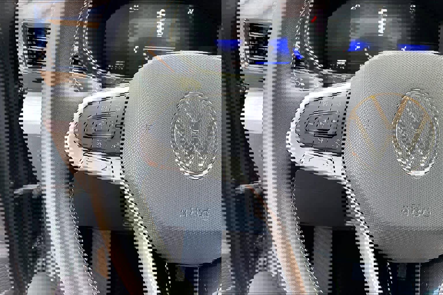 Used 2022 Volkswagen Taos S w/ IQ Drive S Package image 21