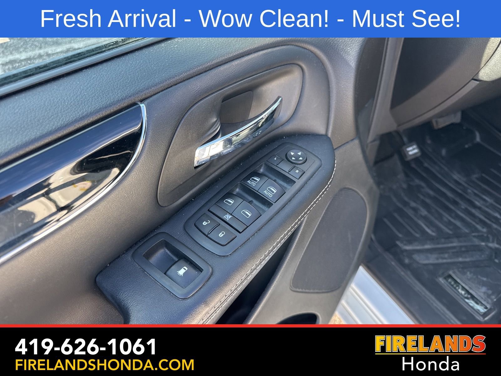 Used 2017 Dodge Grand Caravan SE image 15