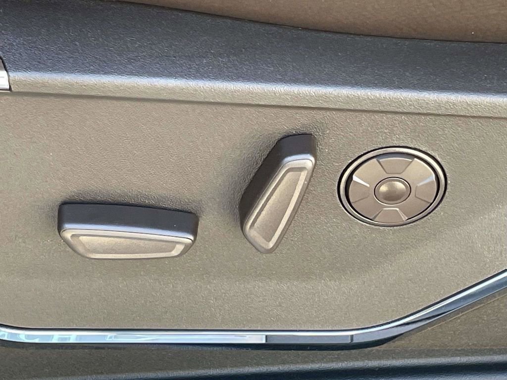 New 2026 Ford F350 King Ranch w/ Chrome Package image 14