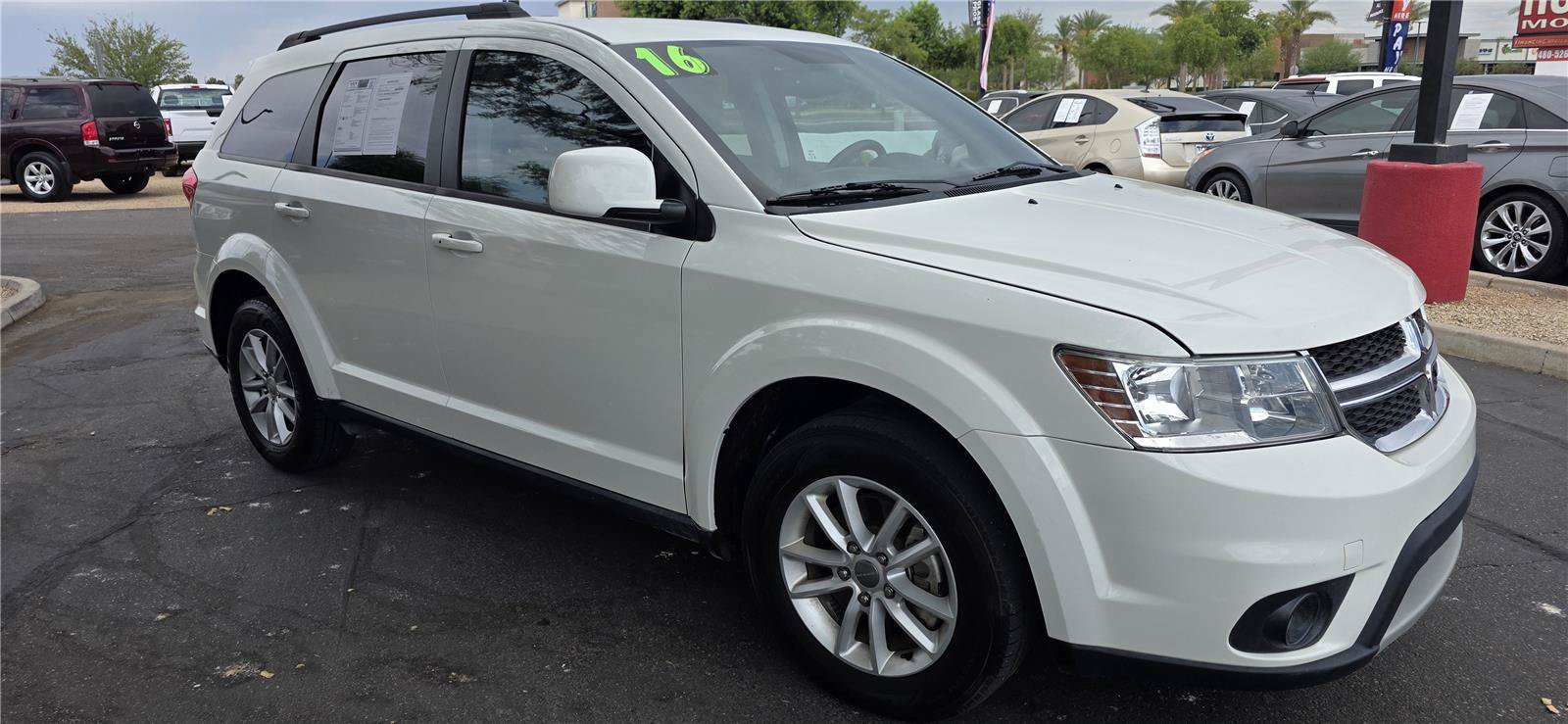 Used 2016 Dodge Journey SXT w/ Premium Group FWD image 3