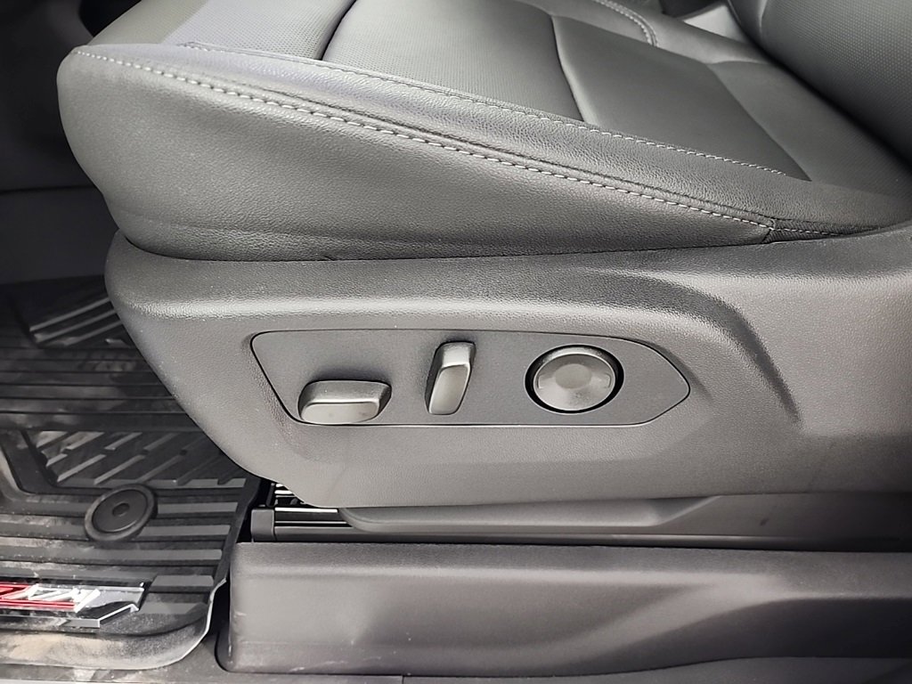 New 2026 Chevrolet Silverado 1500 LTZ image 19