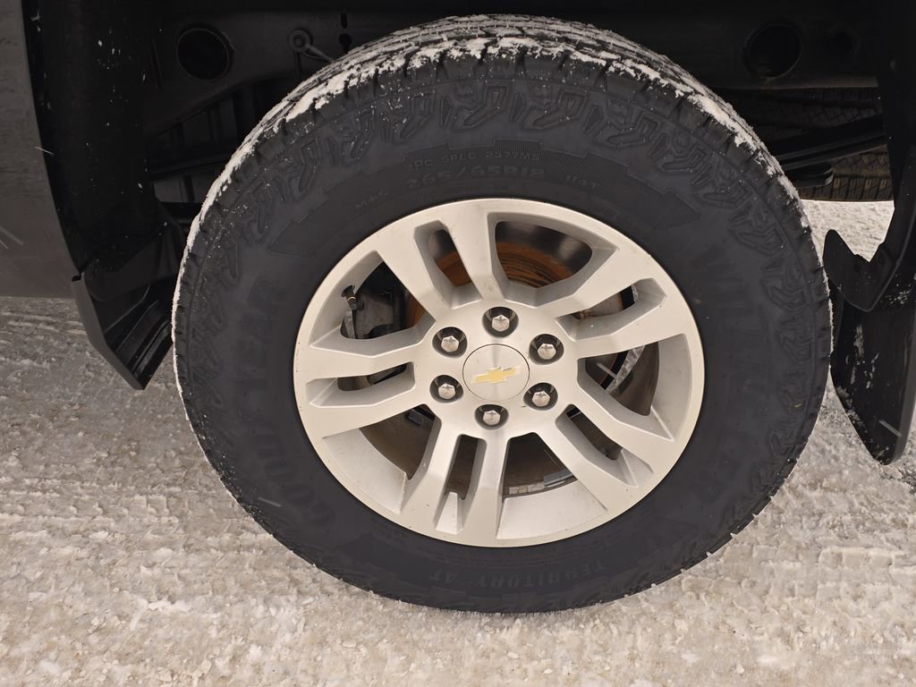 Used 2018 Chevrolet Silverado 1500 LT w/ All Star Edition image 32