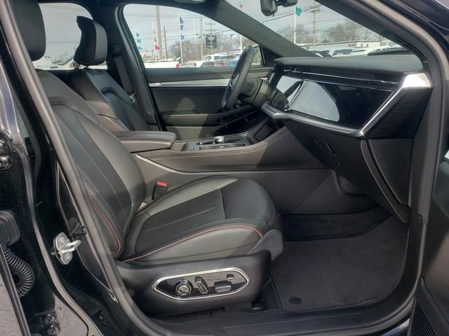 Used 2024 Jeep Wagoneer Launch Edition image 31