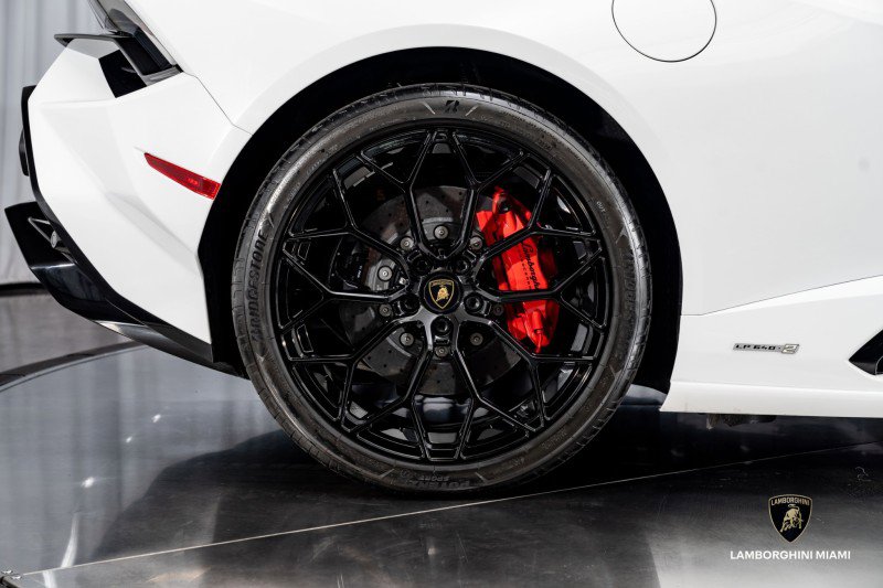 Used 2024 Lamborghini Huracan Tecnica image 24
