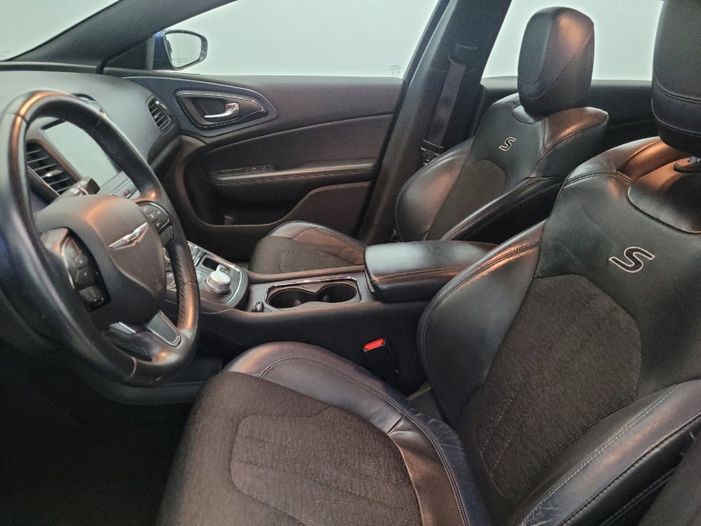 Used 2015 Chrysler 200 S w/ Navigation & Sound Group I image 17
