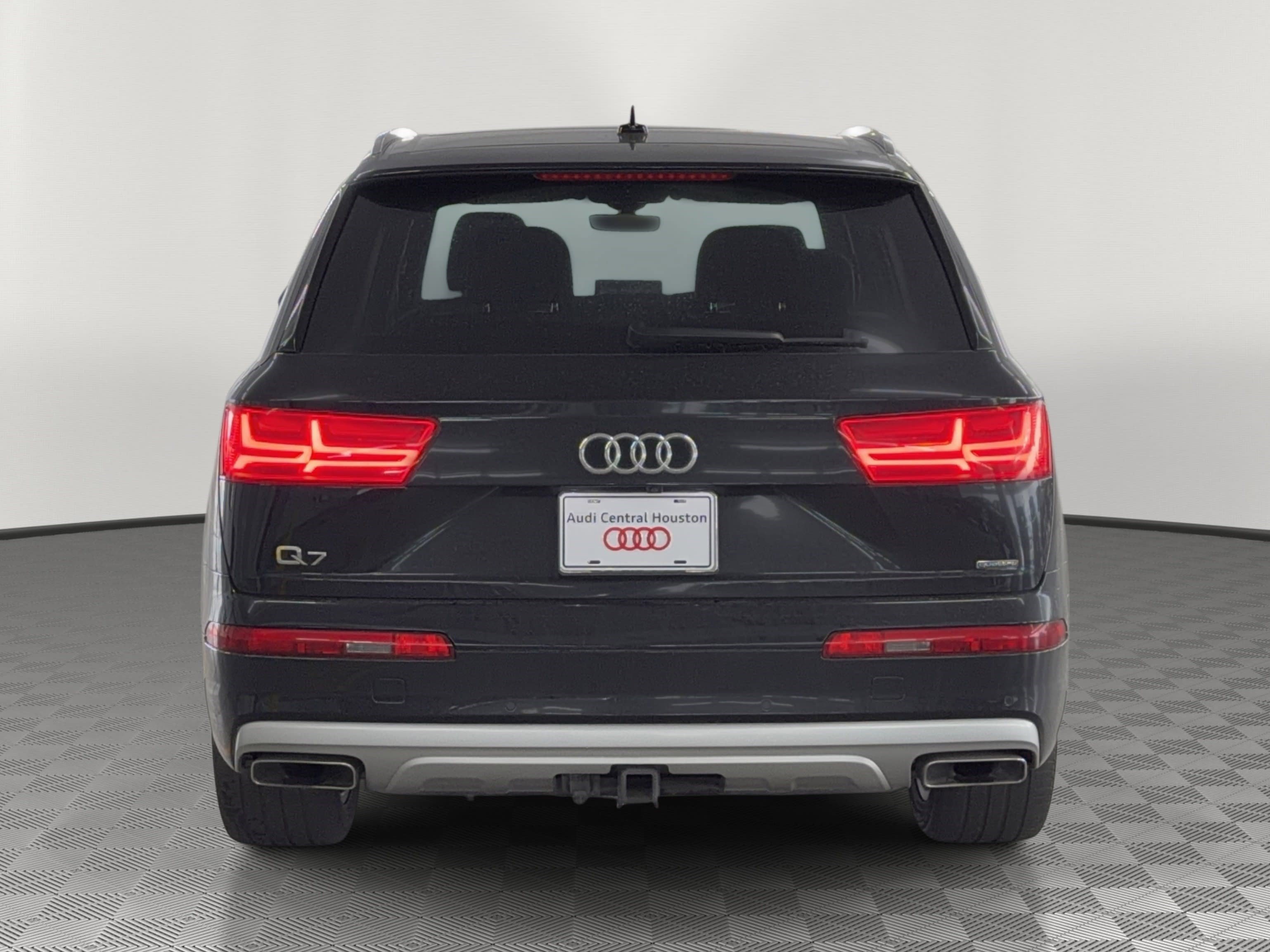 Used 2019 Audi Q7 3.0T Premium Plus w/ Premium Plus Package AWD/4WD image 10