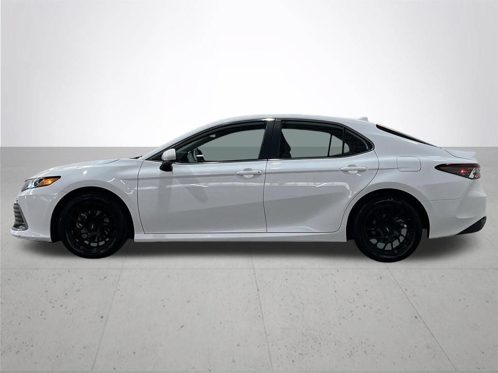 Used 2023 Toyota Camry LE FWD image 15