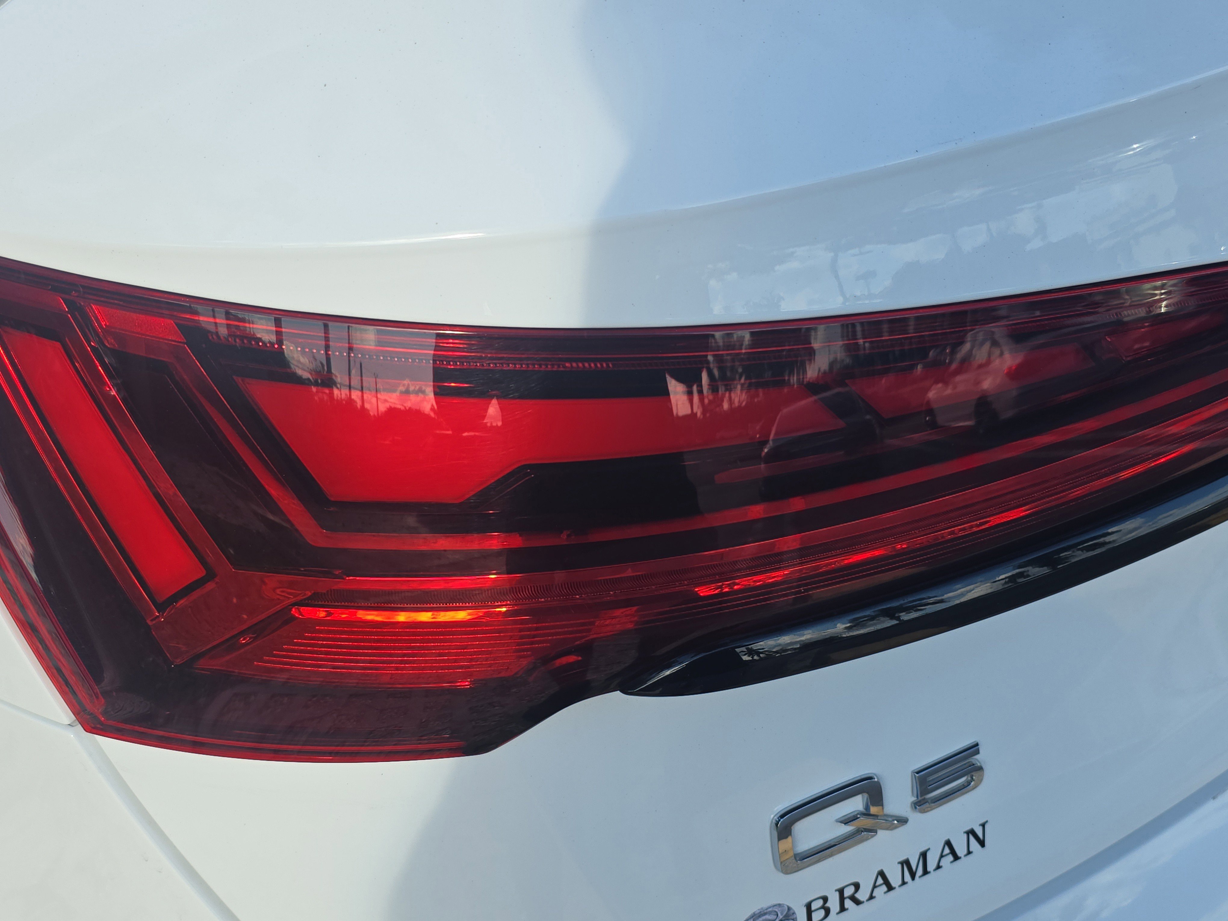 Used 2025 Audi Q5 2.0T Premium image 6