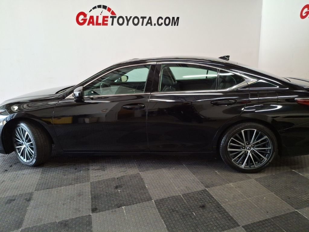 Used 2022 Lexus ES 350 w/ Premium Package image 9
