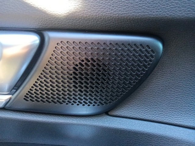 Used 2023 Kia Telluride LX image 13