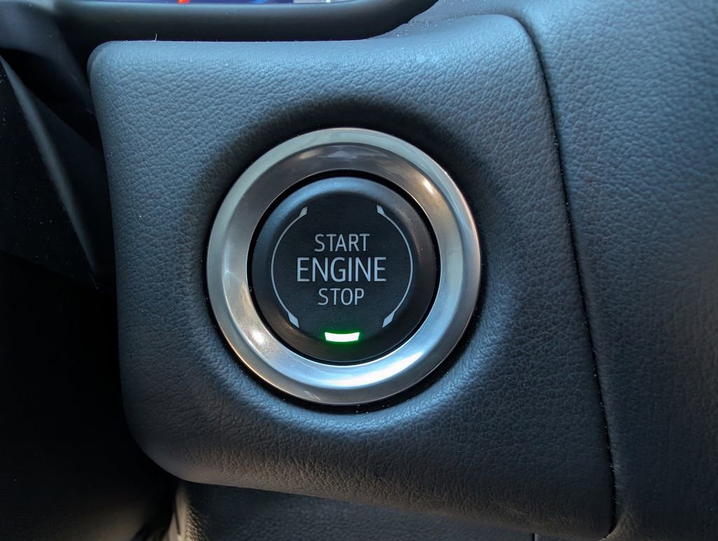 Used 2024 Chevrolet Tahoe High Country AWD/4WD image 31