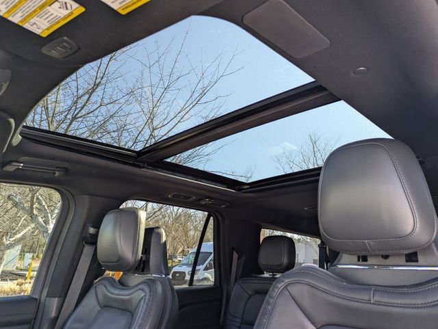 Used 2022 Lincoln Navigator L Reserve image 22