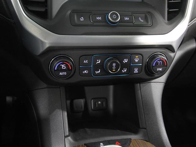 Used 2017 GMC Acadia SLE image 13