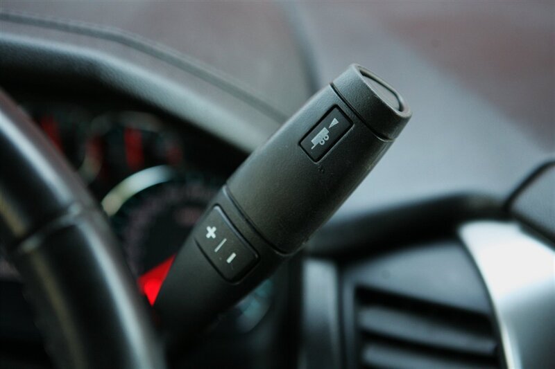 Used 2020 Chevrolet Suburban LS RWD image 23