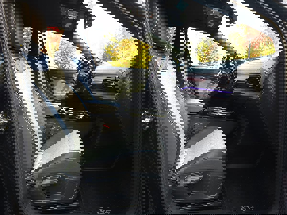 Used 2023 Volkswagen ID.4 Pro image 21