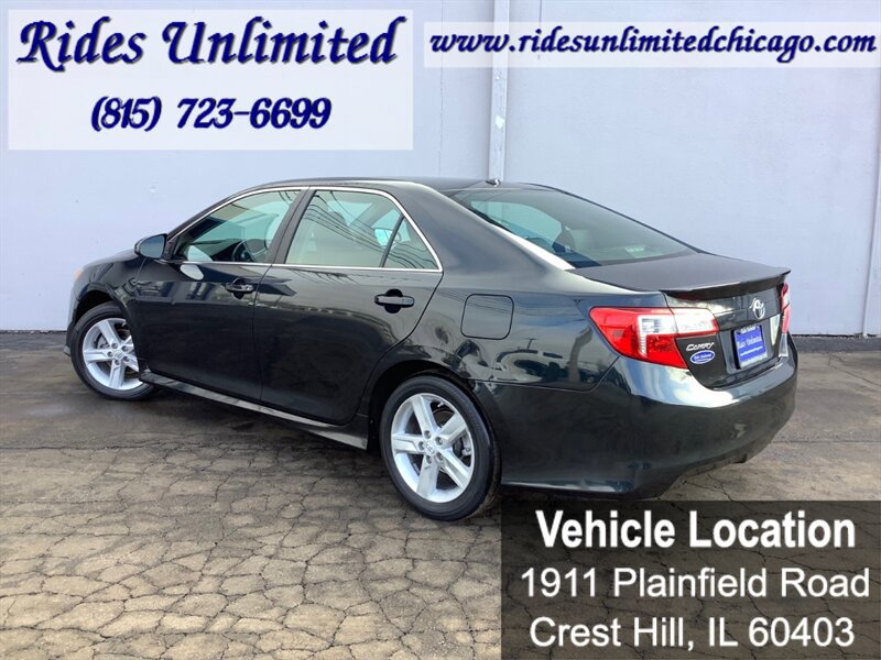 Used 2012 Toyota Camry SE image 5