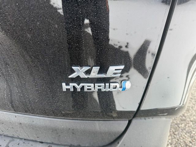 Used 2024 Toyota RAV4 XLE w/ Convenience Package image 22