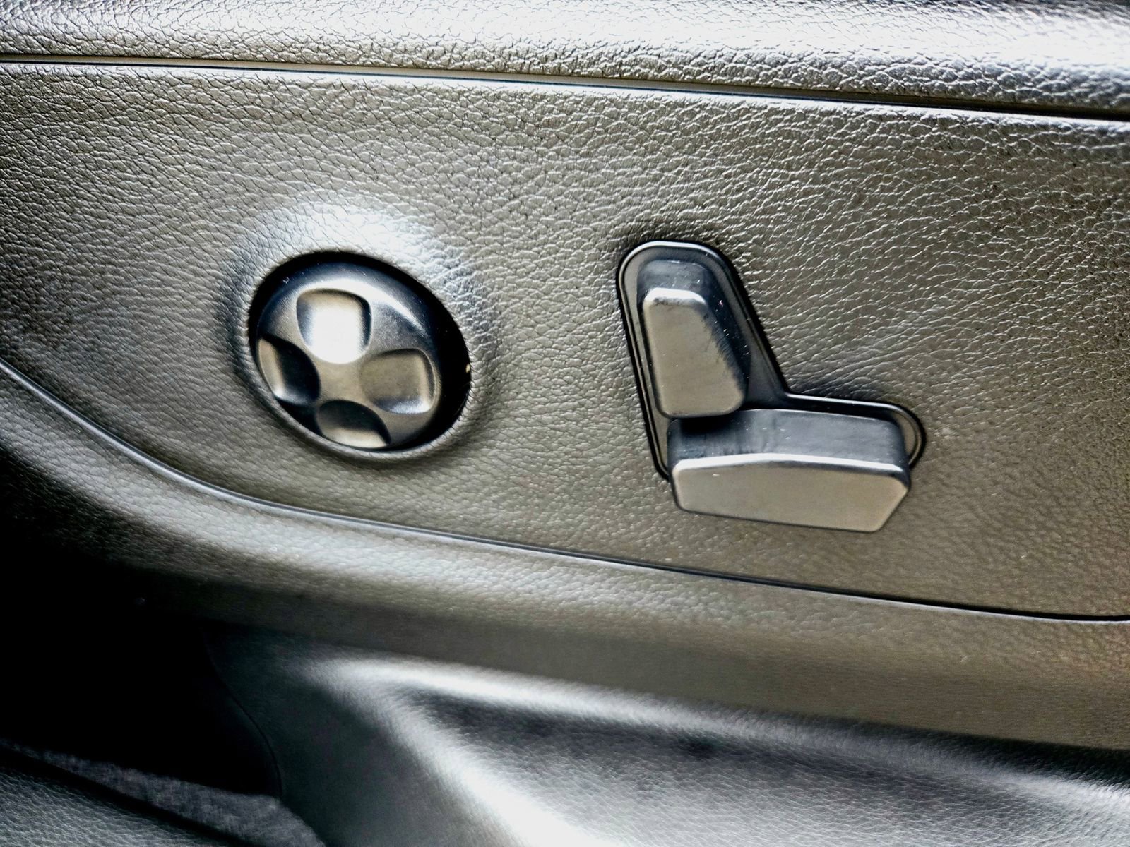 Used 2025 RAM 1500 RHO AWD/4WD image 27