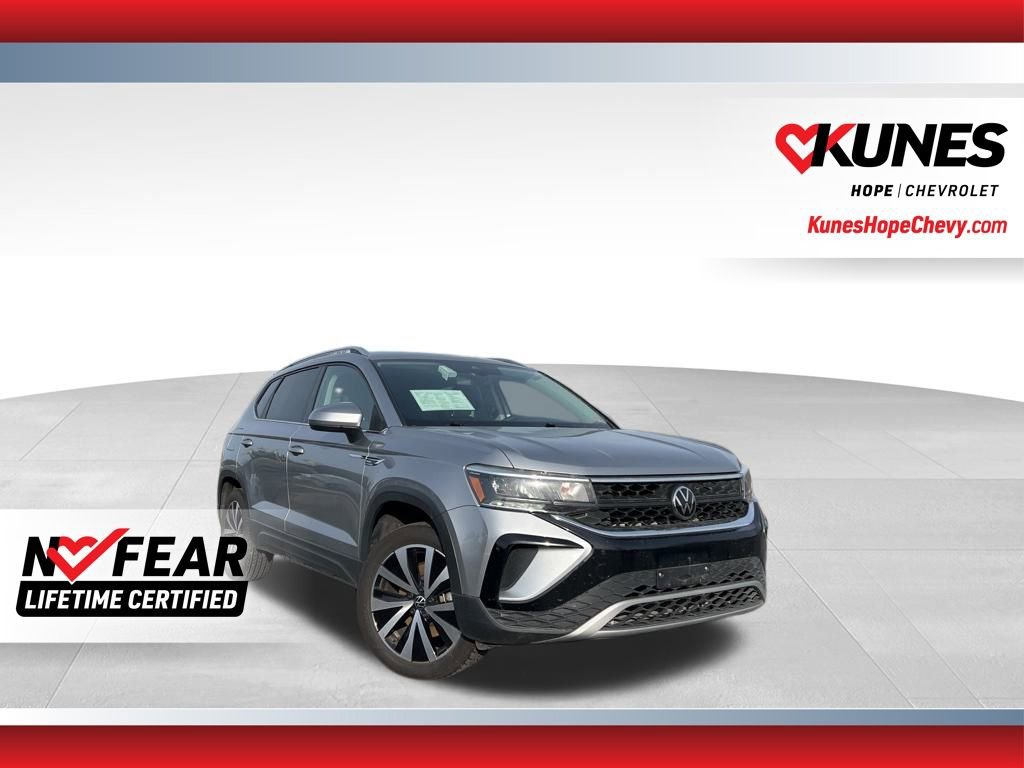 Used 2024 Volkswagen Taos SE