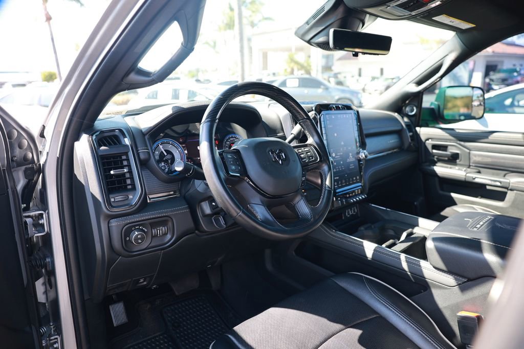 Used 2022 RAM 2500 Limited AWD/4WD image 16