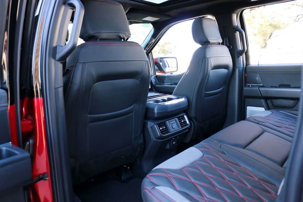 New 2025 Ford F150 Lariat w/ Equipment Group 502A High image 24