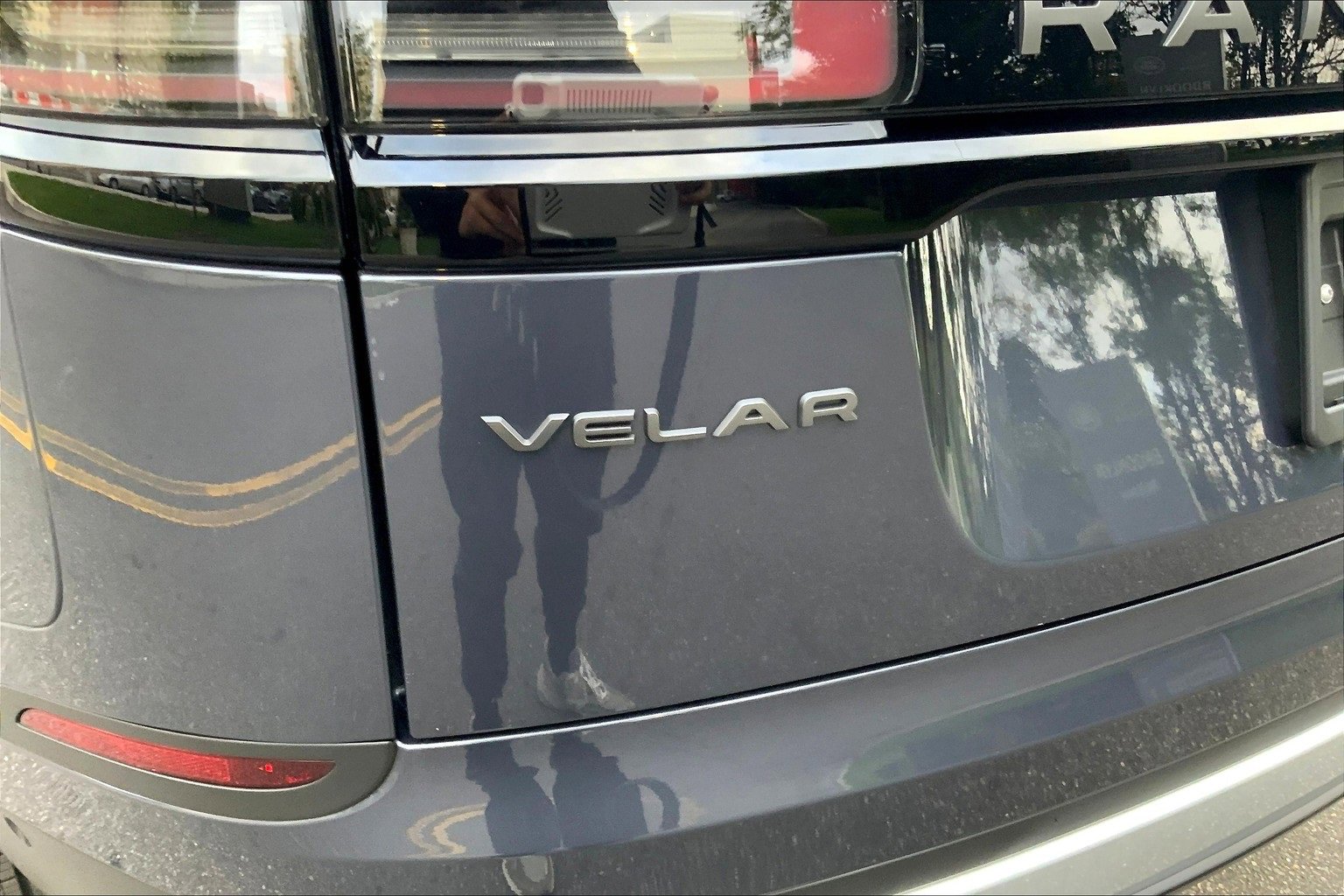 Used 2026 Land Rover Range Rover Velar S image 9