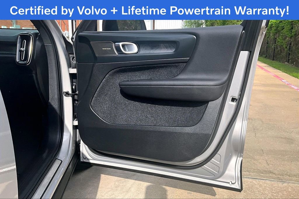 Certified 2023 Volvo XC40 Recharge Ultimate AWD/4WD image 26