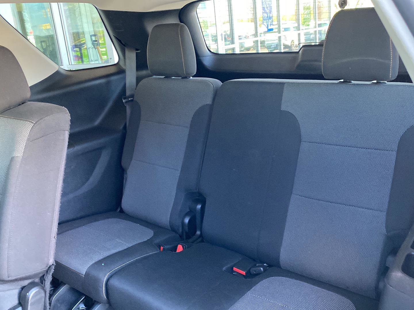 Used 2020 Chevrolet Traverse LS image 16